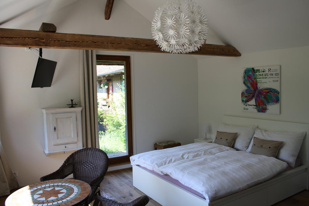 Ofenhaus Villa Murten Bilik gambar